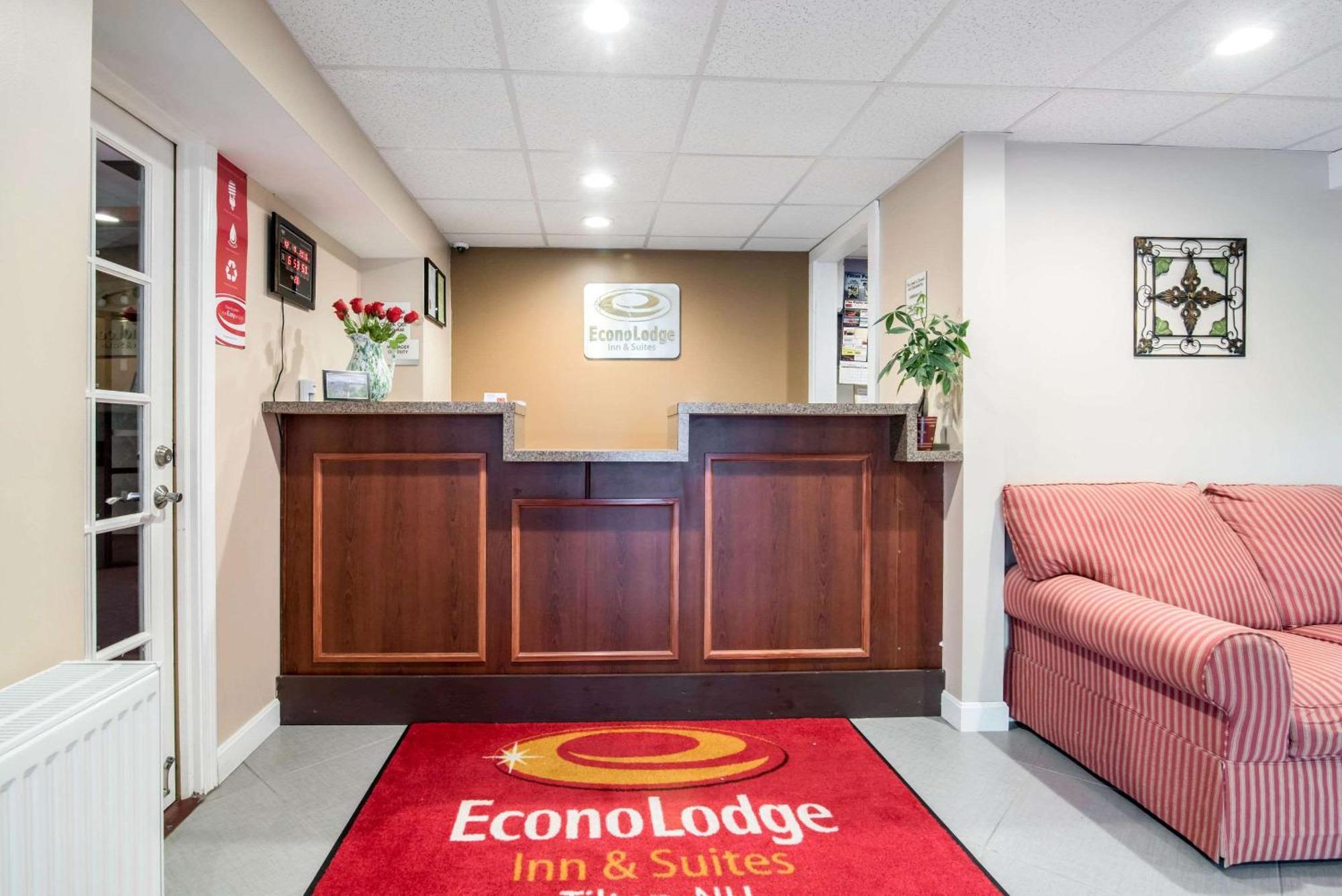 Tiltonlodge Inn & Suites Экстерьер фото