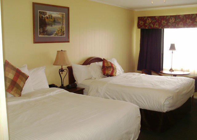 Tiltonlodge Inn & Suites Экстерьер фото